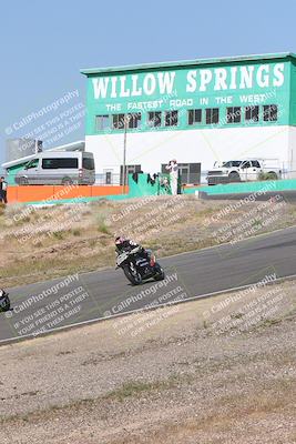 media/Apr-20-2025-AHRMA (Sun) [[393a79c373]]/Race/Group 11 early race/Turn 4b/